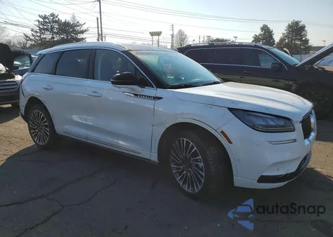 2021 Lincoln Corsair Reserve z USA, uszkodzony, nr VIN 5LMCJ2DH7MUL06500